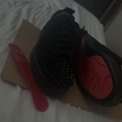 Red bottoms Christian Louboutin