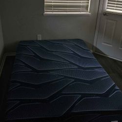 Full Sized iSeries hybrid Mattress
