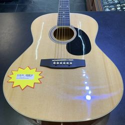 Kona Acoustic Guitar, Barely Played, Rich Sound!