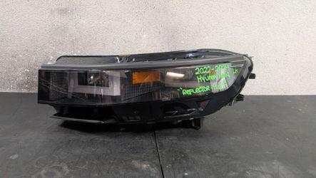 2022-2023-2024 HYUNDAI IONIQ 5 REFLECTOR TYPE LEFT HEADLIGHT OEM USED #10673