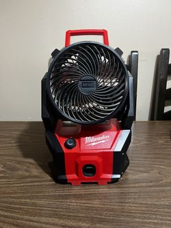 Milwaukee M18 Packout Fan 