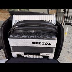 ACCORDION HOHNER 
