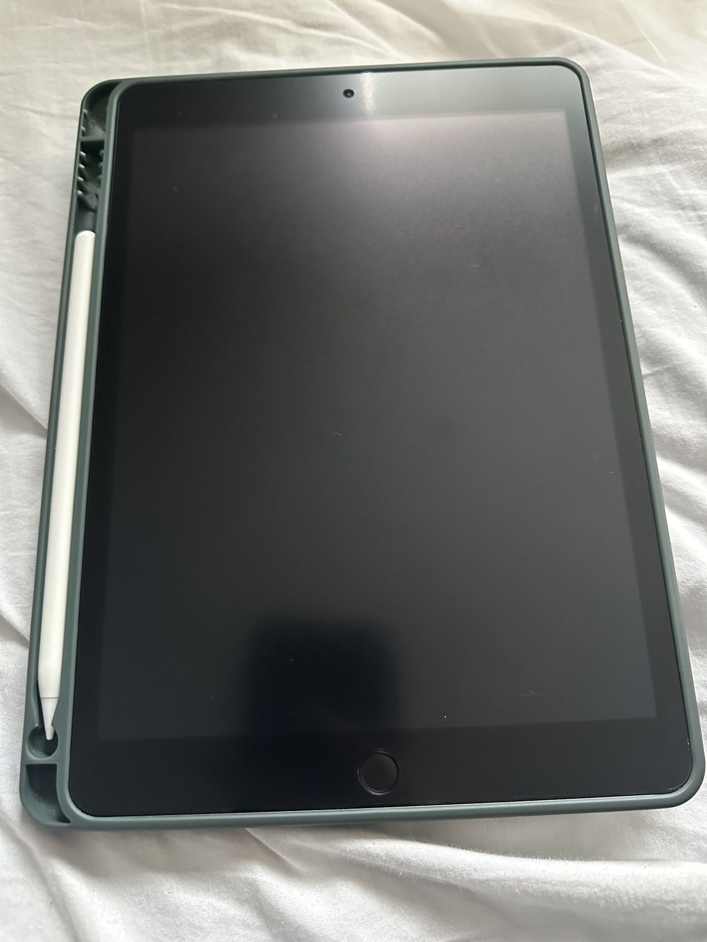 IPAD 9th GEN with Apple Pencil DUPE