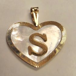 💕18k Gold S Initial Pendant