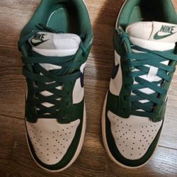 Nike Dunks
