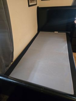 Twin Sleigh Bed with Box Frame
