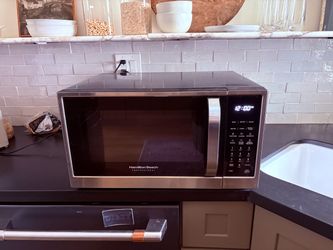 Hamilton Beach Professional Countertop Microwave