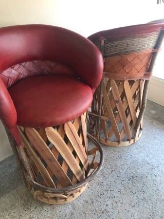 New Leather & Cedar Equipale Bar Stools foot rests Each $180 c/Uno