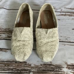 TOMS FLORAL LACE CREAM SPARKLY SLIP ON SHOES