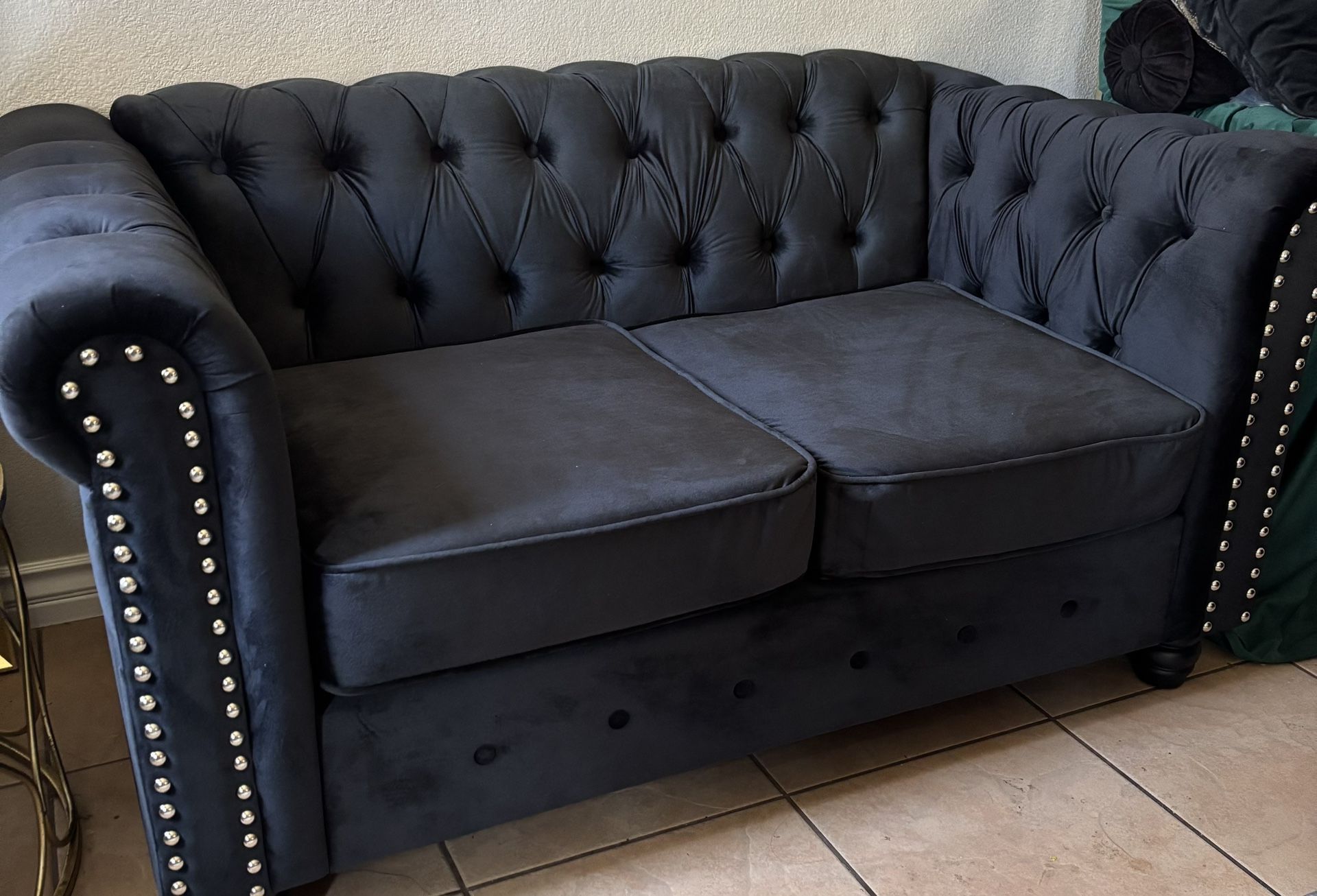 COUCH HERMOSA SALA