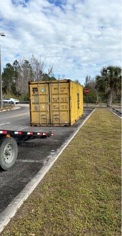 20’ft STORAGE CONTAINERS