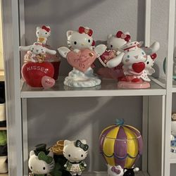 Hello Kitty ceramics