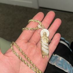 14k Gold Rope Chain With Pendant 