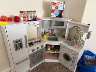 Melissa and Doug