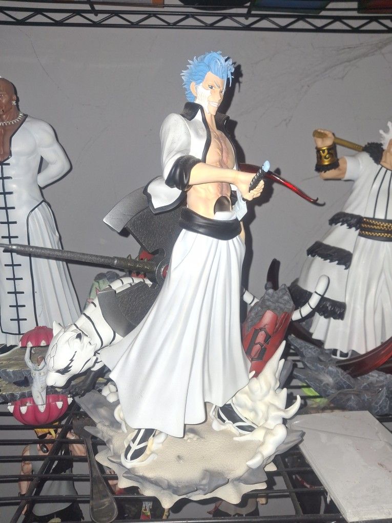 Bleach Statues