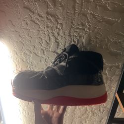Jordan 11 slippers