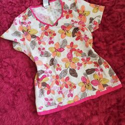 BABY PHAT~ FLORAL SCRUB TOP!