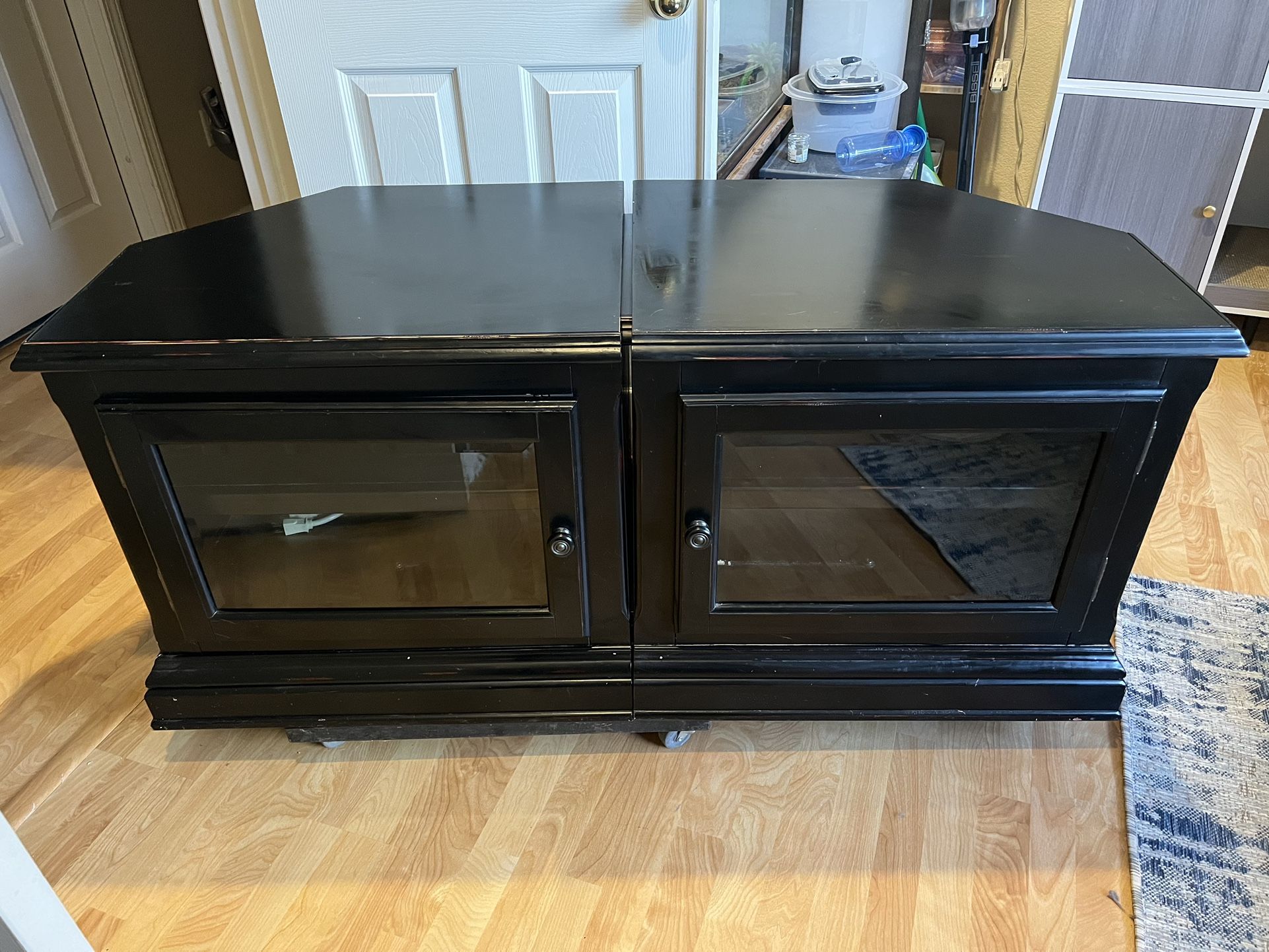 Solid Wood Entertainment Cabinet/console