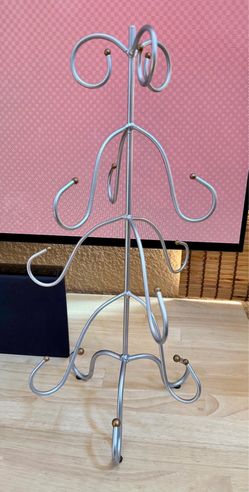 Metal Display Stand - vintage, elegant & multi-functional