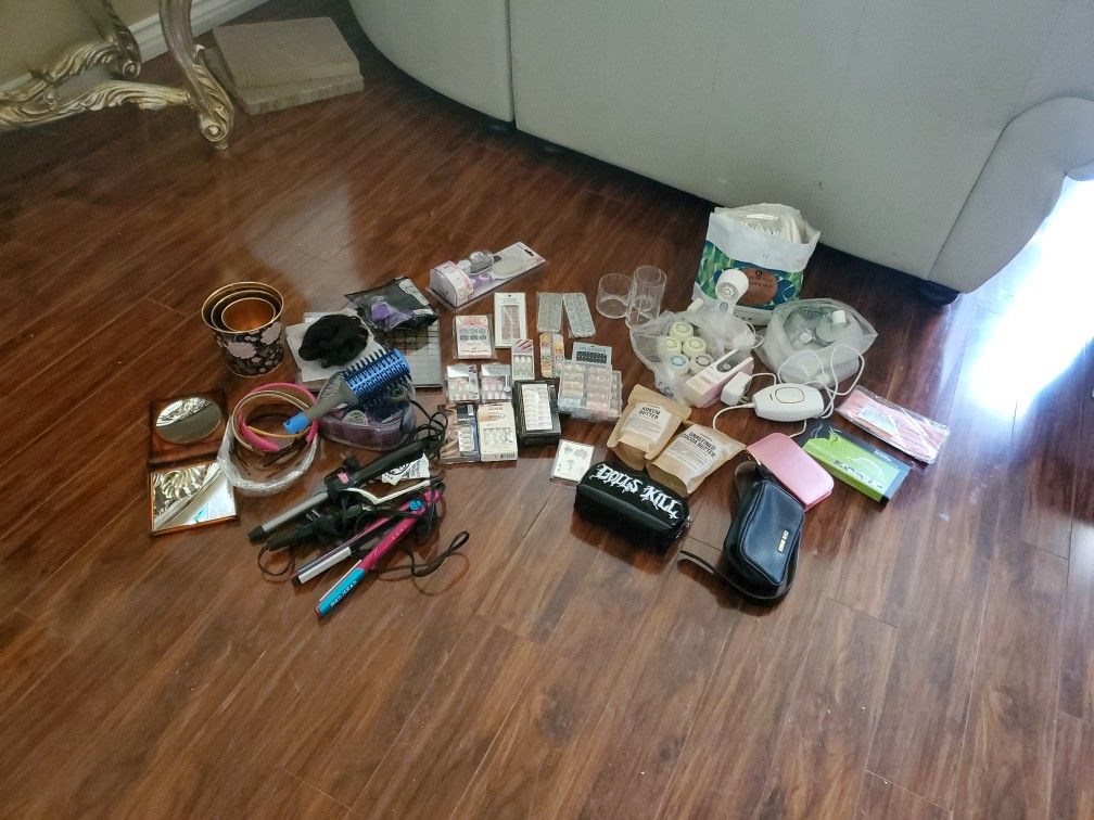 Women Girls Toiletries Nails Irons Makeup Tools Brush Headbands Soap READ DESCRIPTION