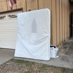 Free Queen Mattress 