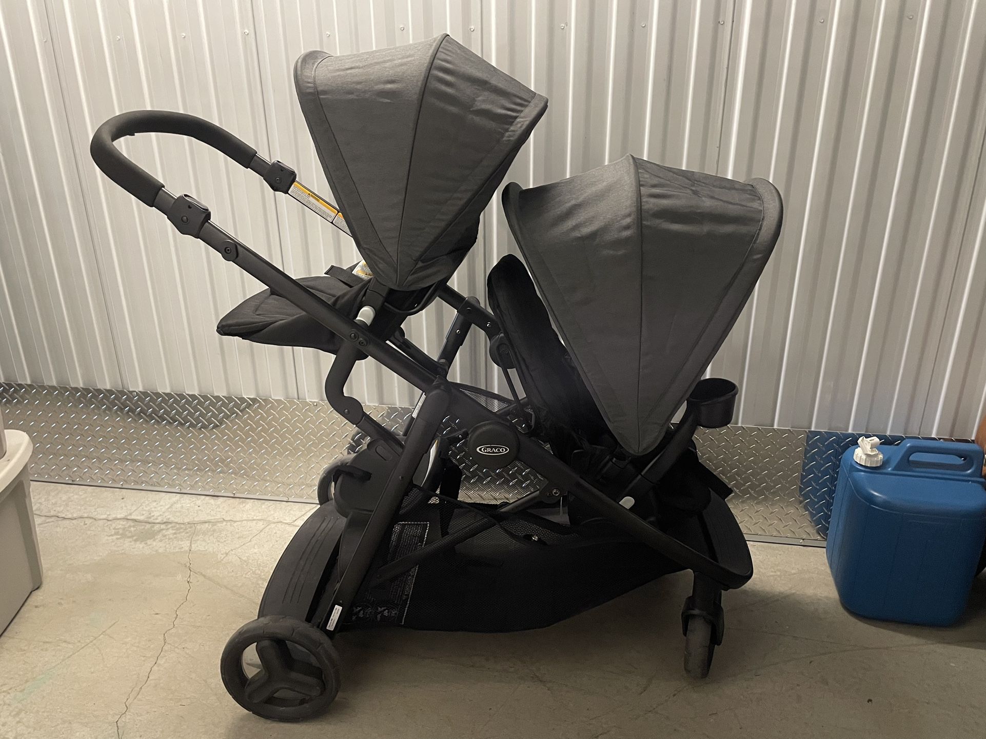 Graco Ready2Grow double stroller