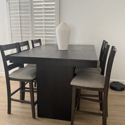 Extendable Dining Table Seats 8+