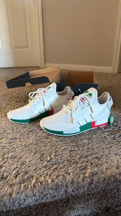 Addidas NMD_R1.V2 (Mexico)