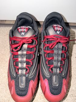 New Balance 1000 - Black / Burgundy