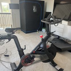 Peloton  Couple (Treadmill and Bike)