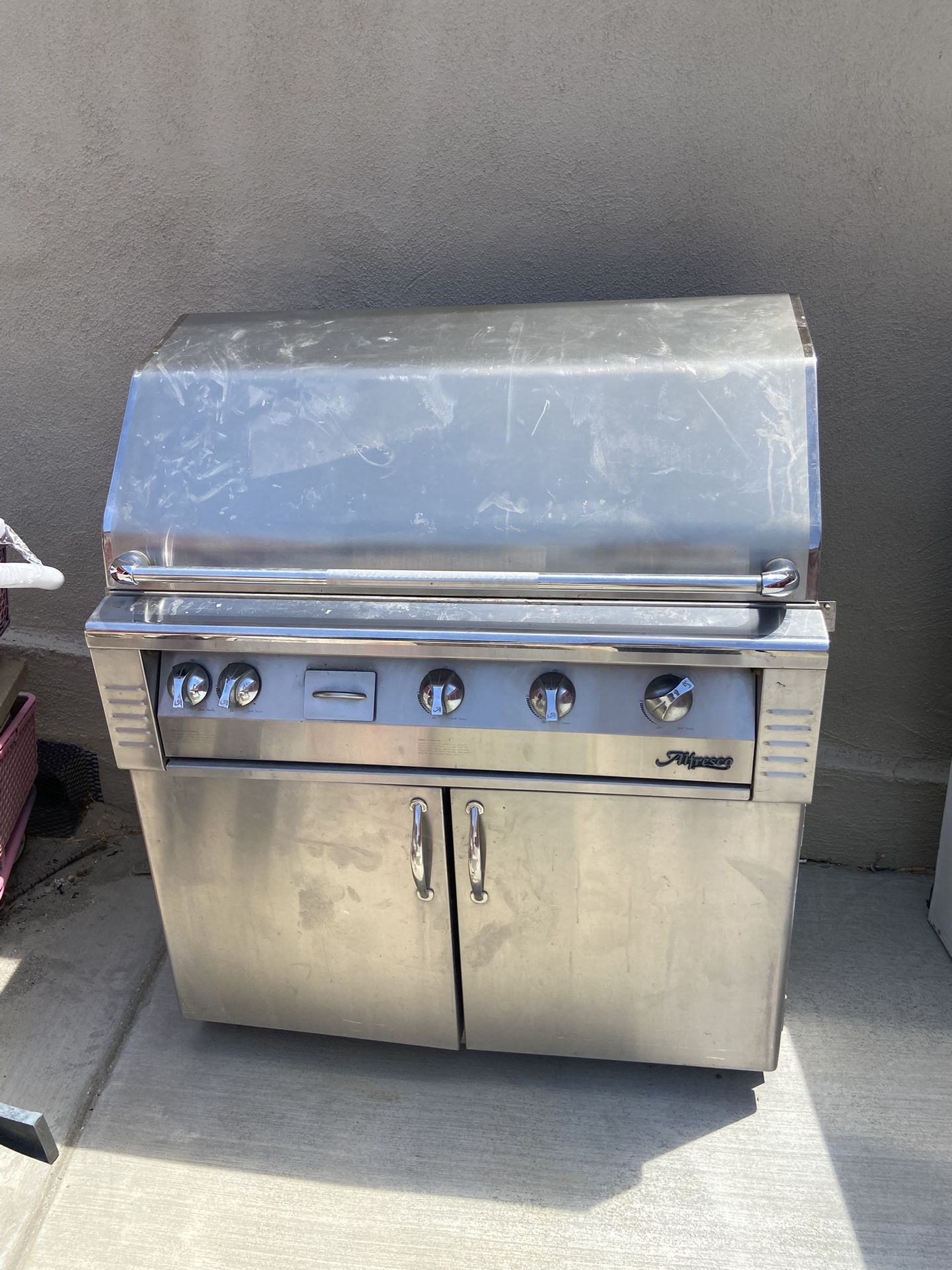 Alfresco BBQ Grill
