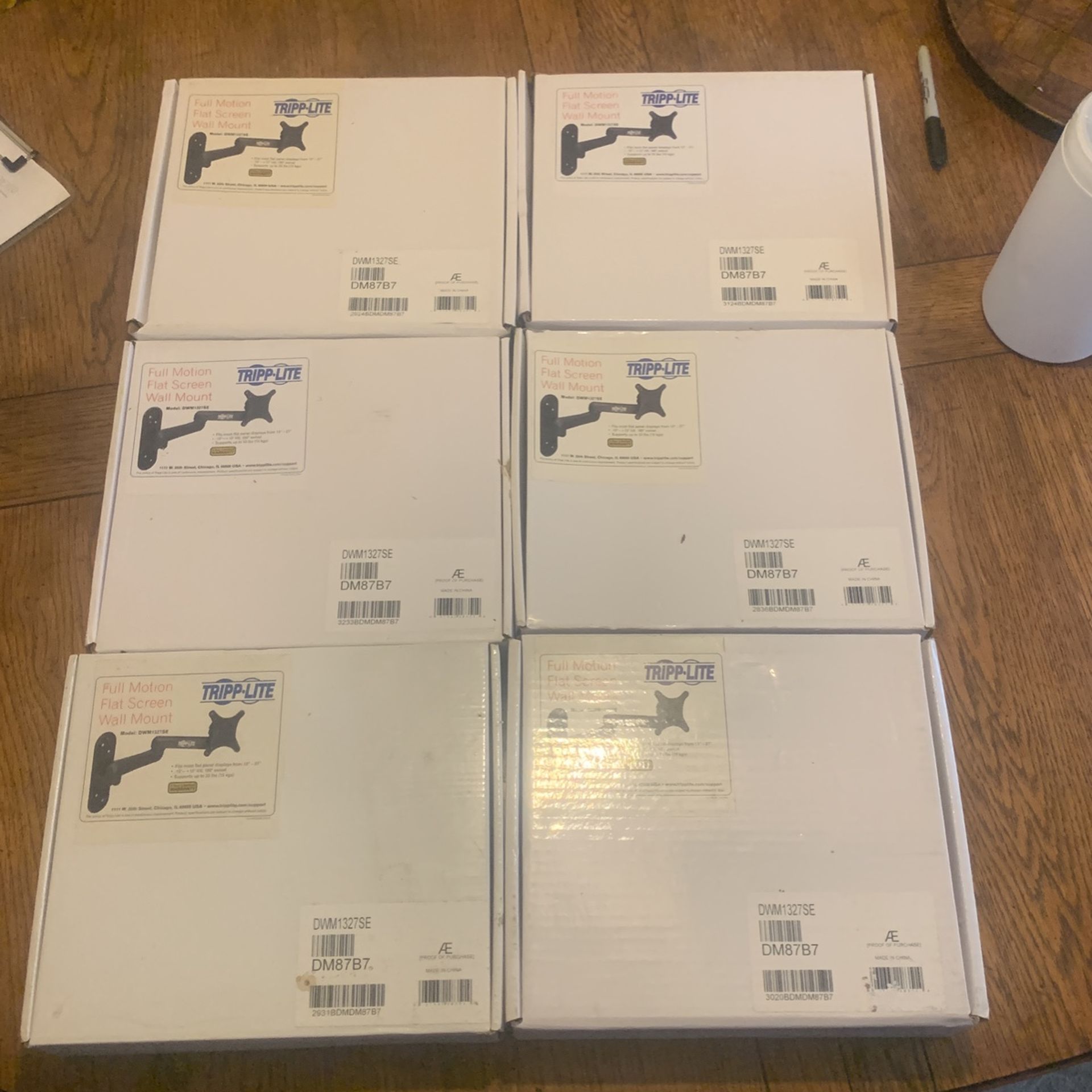full motion flat screen wall mount