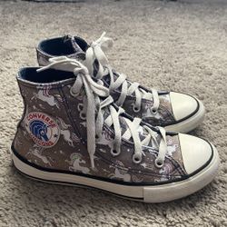 Converse Chuck Taylor Hi Top Sneakers Size 1