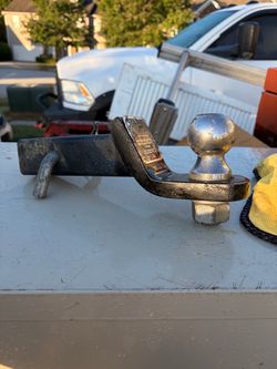 Trailer Hitch Ball Mount with Hitch Ball