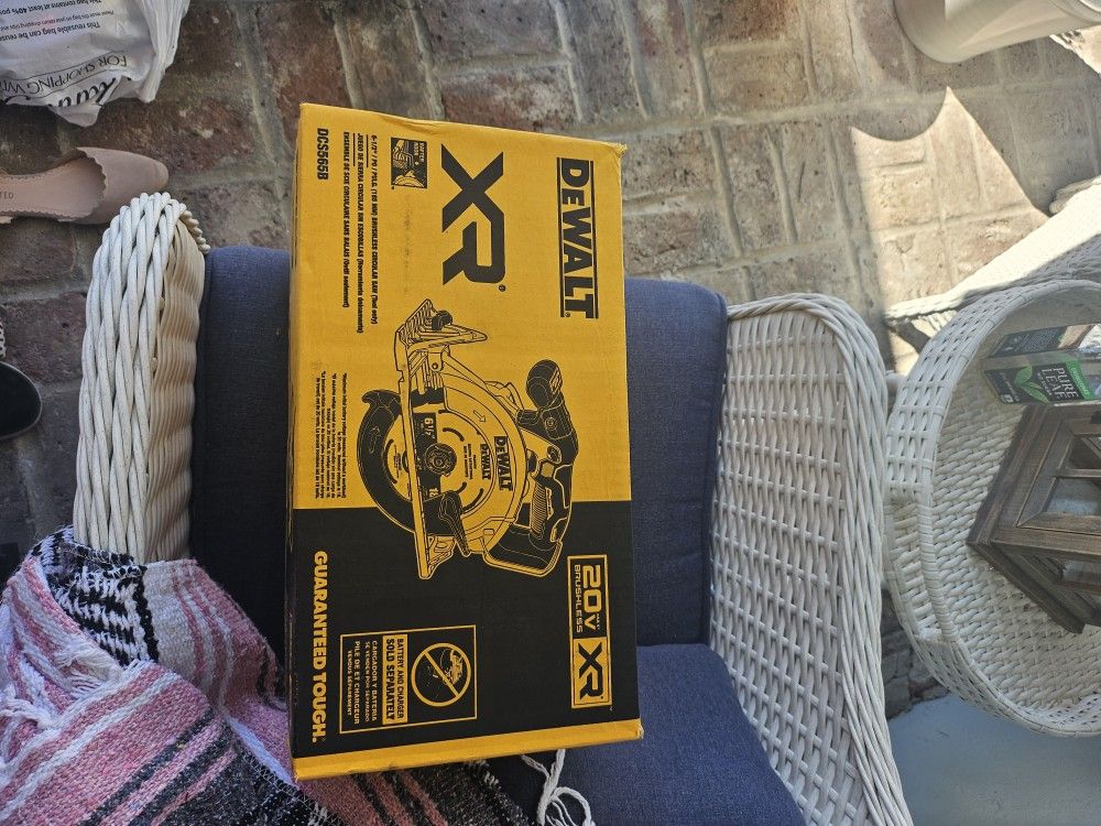 Dewalt Cordless Saw