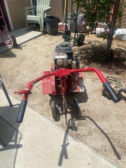 Rototiller yard machine