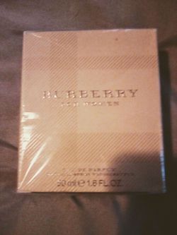 BURBERRY FOR WOMEN CLASSIC EU DE PARFUM 1.6 FL OZ.