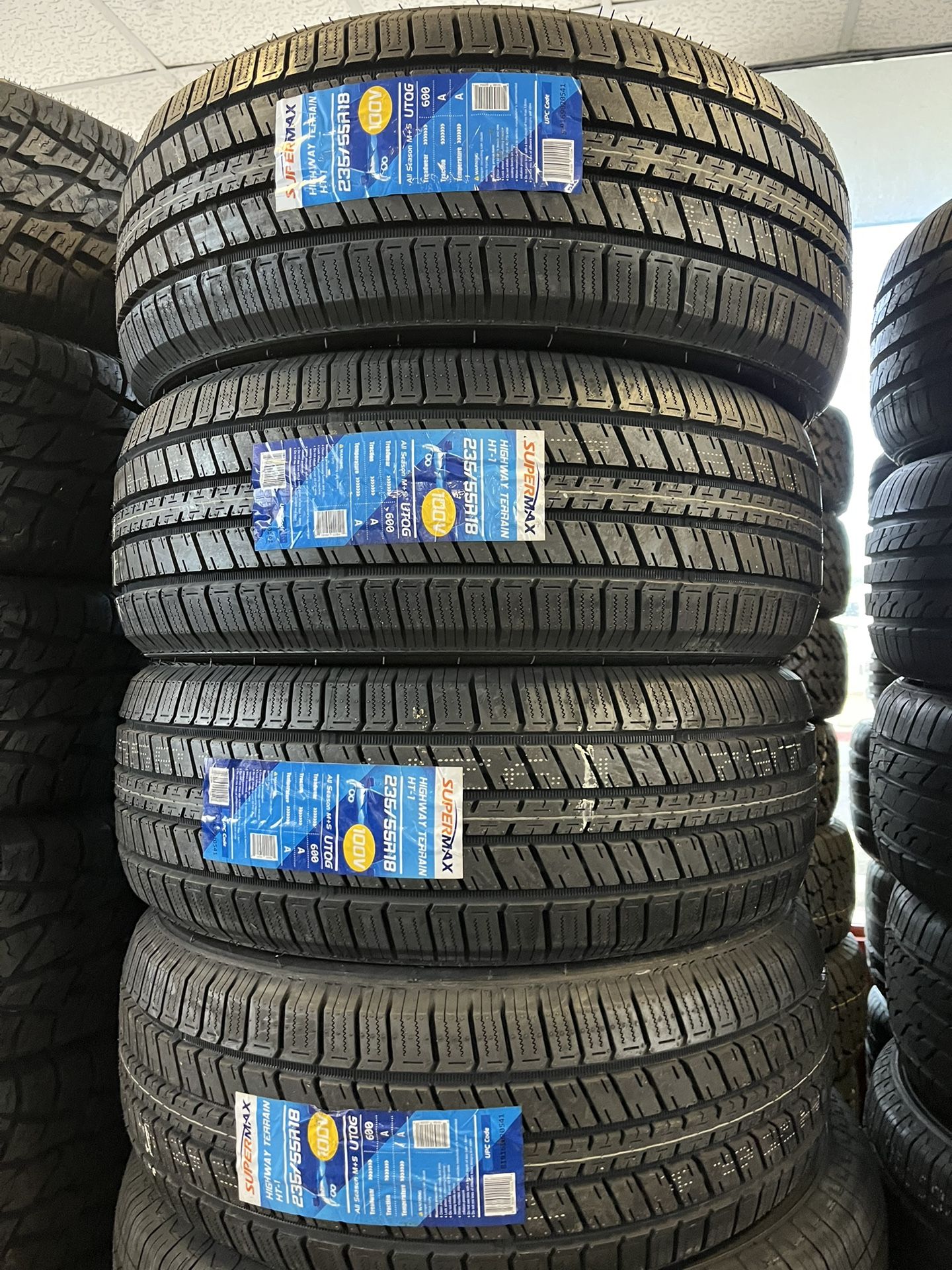 235/55/18 Vendo Set De Llantas Nuevas Marca Supermax All-season