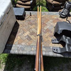 5x Pool cues