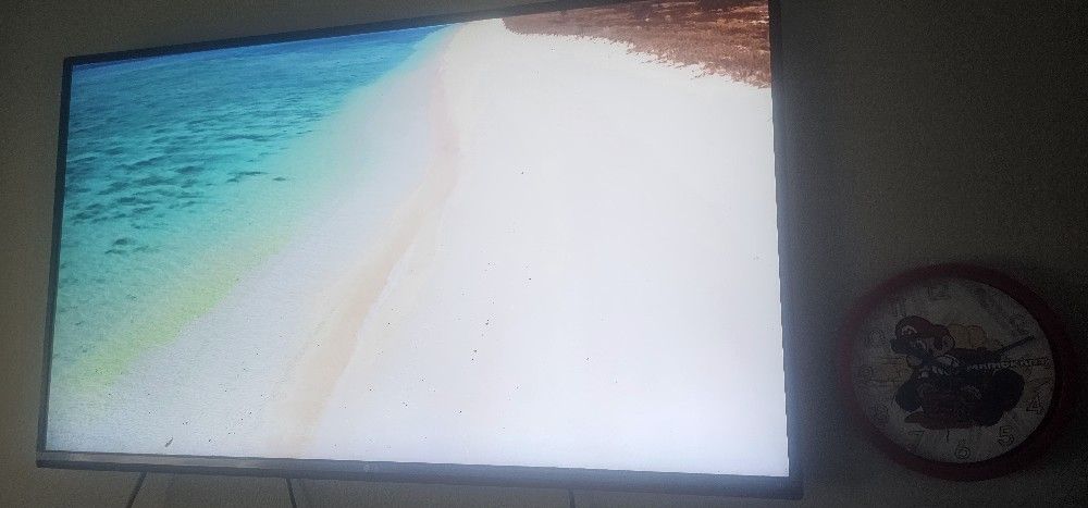 4k LG 55 inch TV (Not SMART) UHD