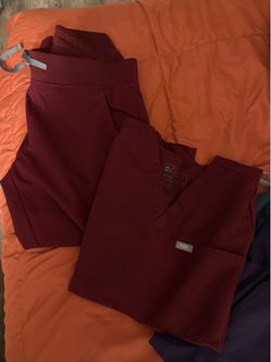 Figs scrubs