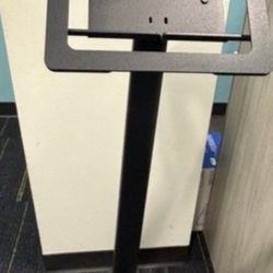 Ipad 10th Generation Stand Tower Lightly Used