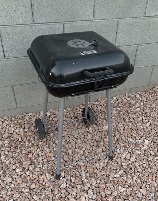 Expert Grill 17.5inch Portable Charcoal Grill for Sale in Tempe, AZ