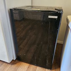 Mini Fridge