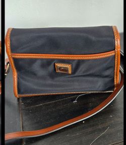 Dooney & Bourke