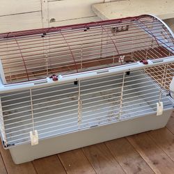 Living World Small Animal Cage And Water Dispenser