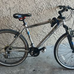 Diamondback sorrento mountain bike