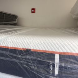 King Size Pro Adapt Firm Tempurpedic Brand 