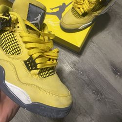 Jordan 4