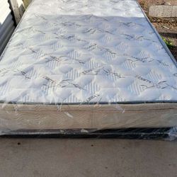 New Bamboo Pillow Top Mattress Wth Box Spring On Sale